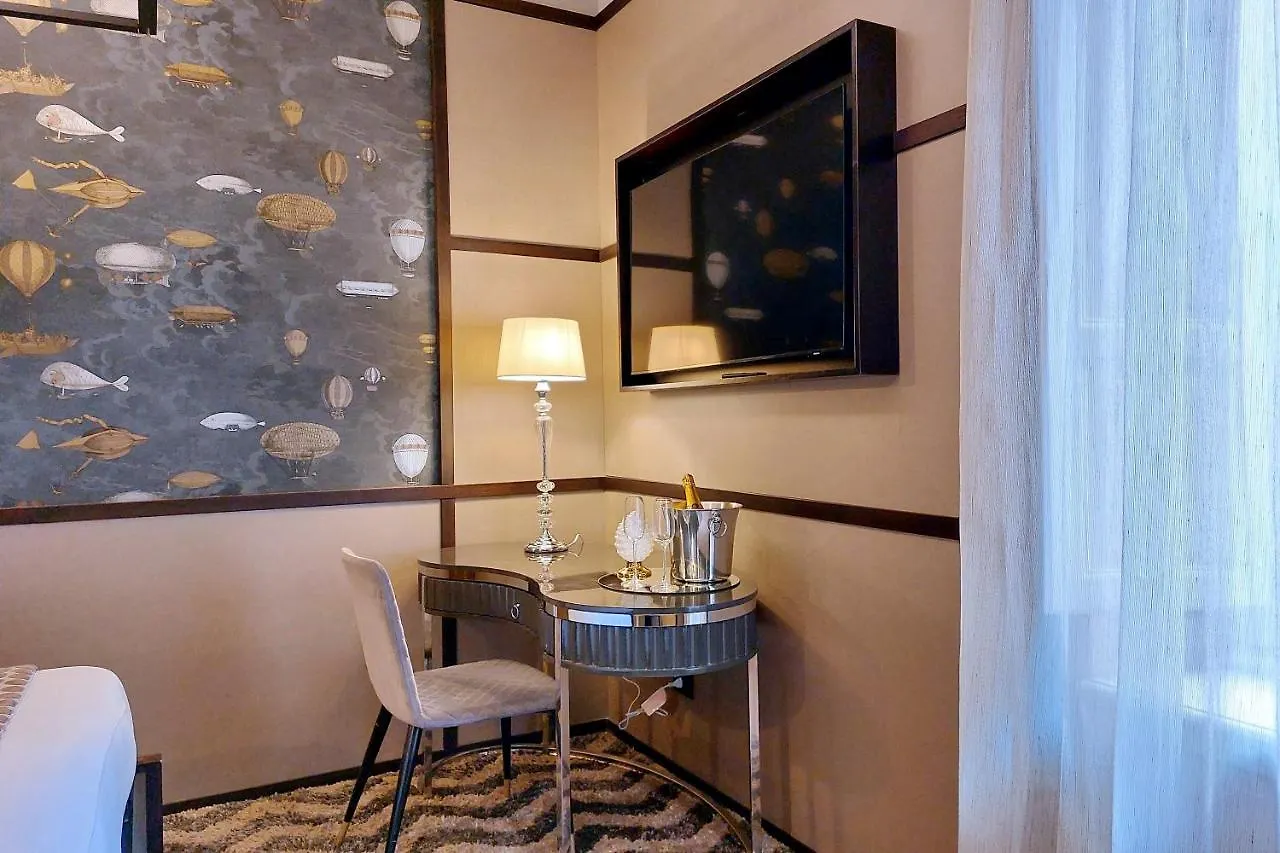 Helmirage Piazza Di Spagna Suite Rome Italy