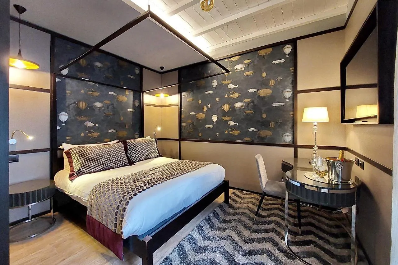 Helmirage Piazza Di Spagna Suite Rome 0*,