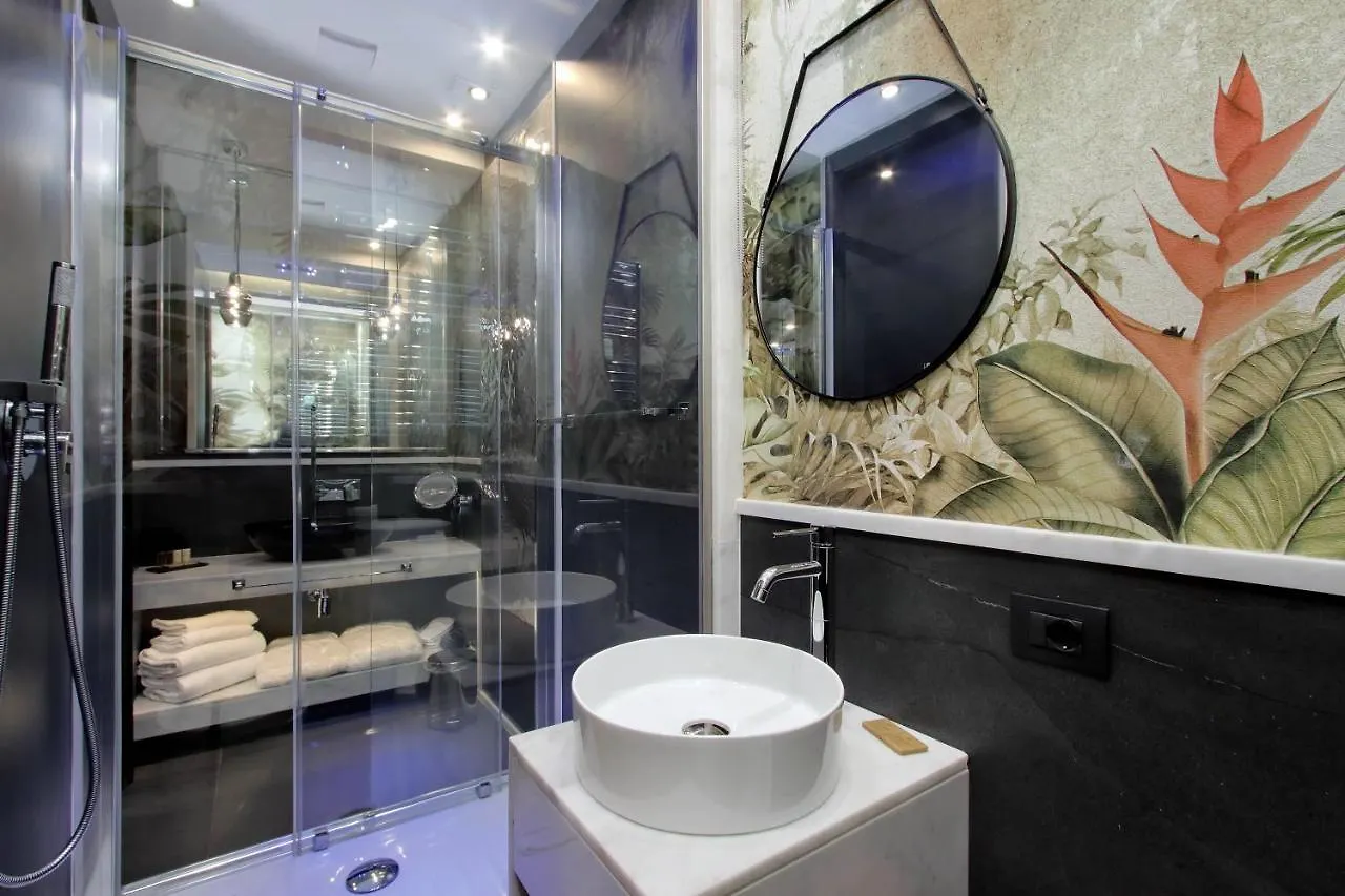 Helmirage Piazza Di Spagna Suite Rome 0*,