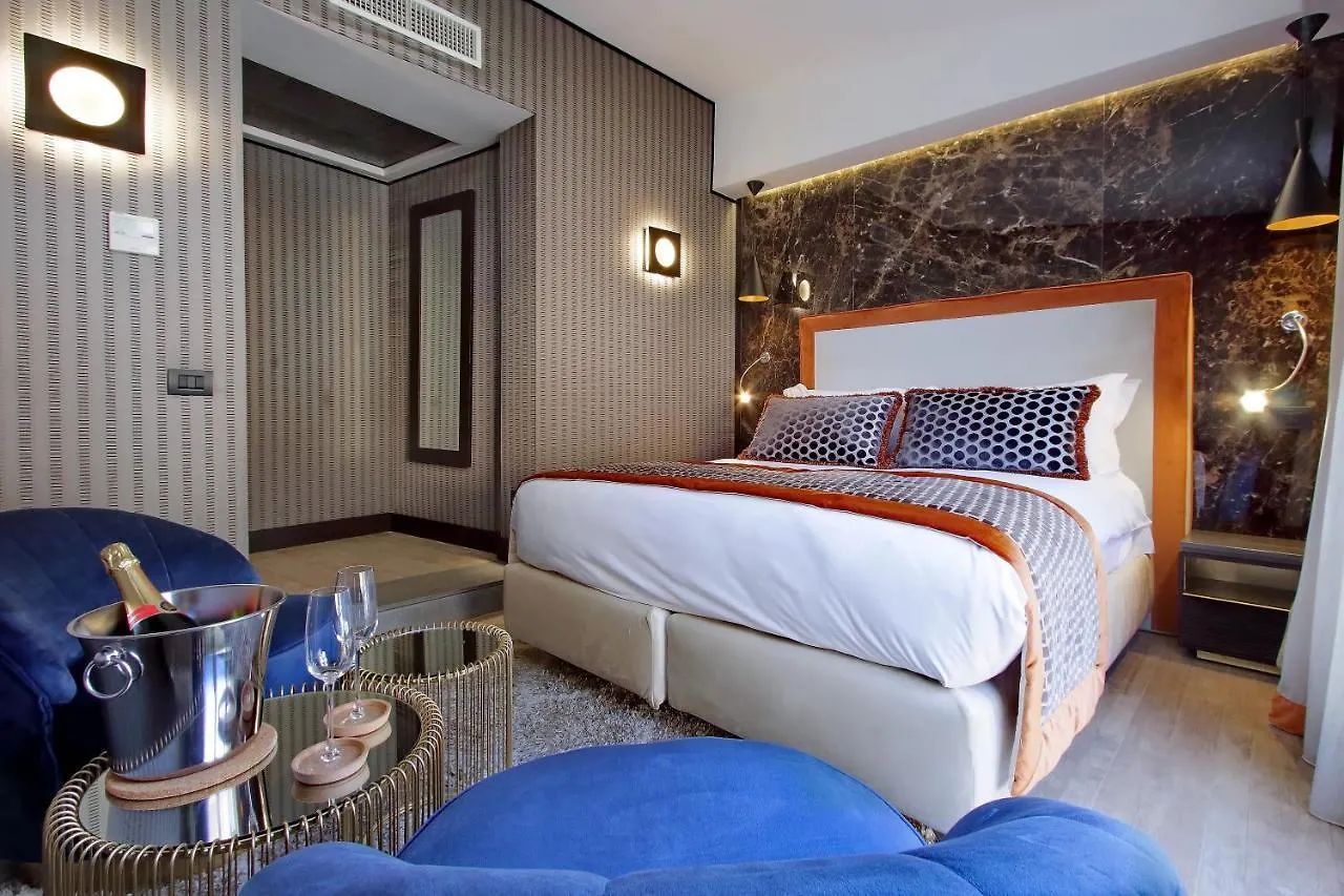 Helmirage Piazza Di Spagna Suite Rome 0*,  Italy