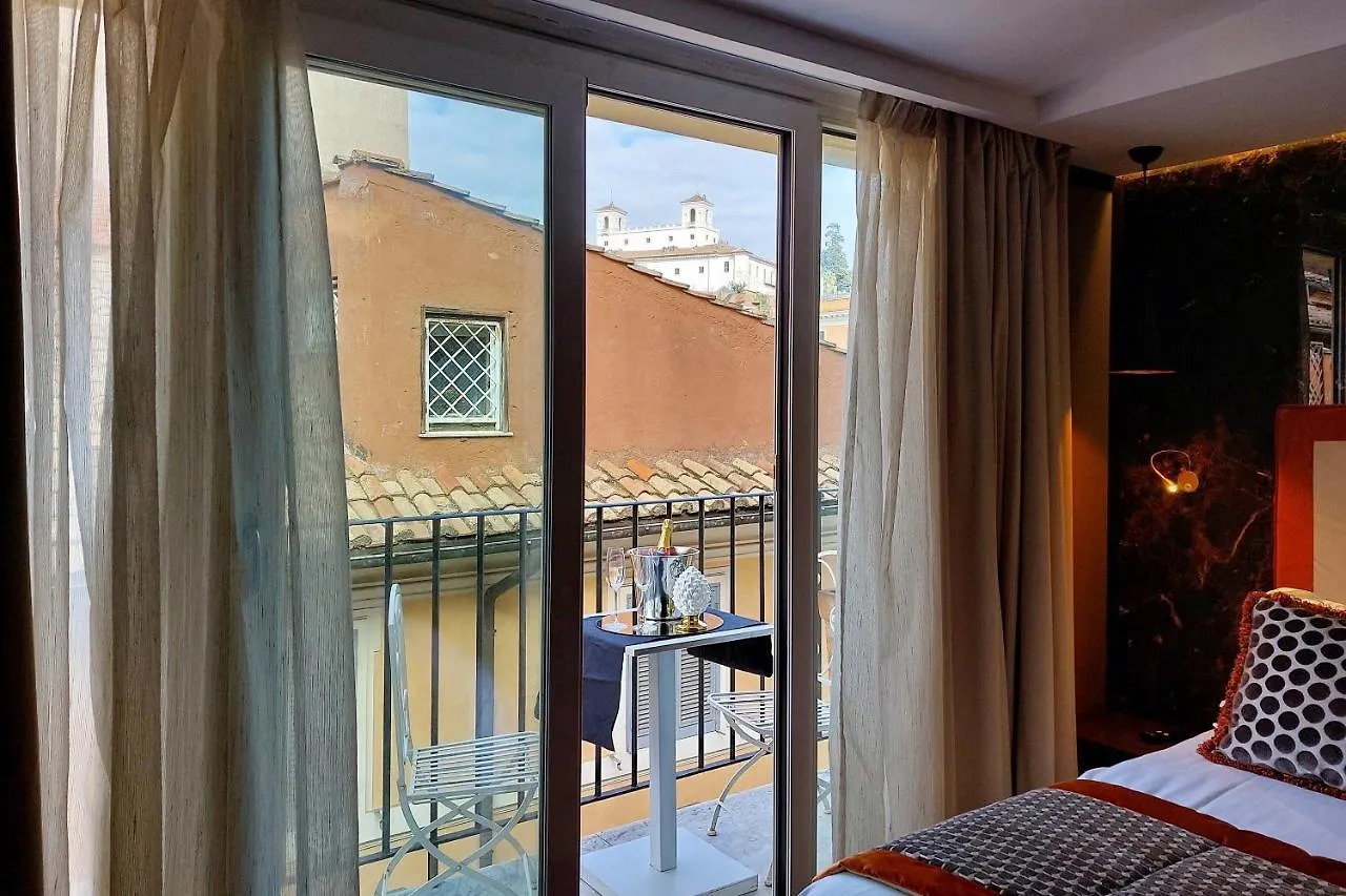 Konukevi Helmirage Piazza Di Spagna Suite Roma